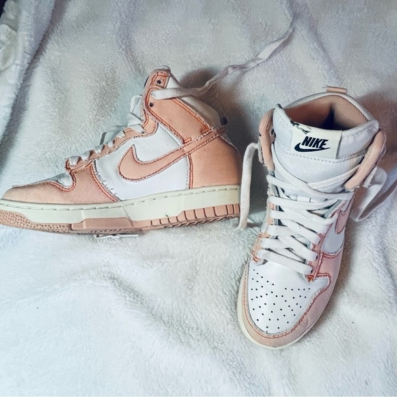 🔥 Nike Dunk High 1985 – Arctic Orange / White / Sail 🧡Size: 4.5Y / Women’s 6 - Picture 4 of 11